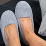 Dearfoams Womens Rebecca Chenille Closed Back Wide Width Slippers