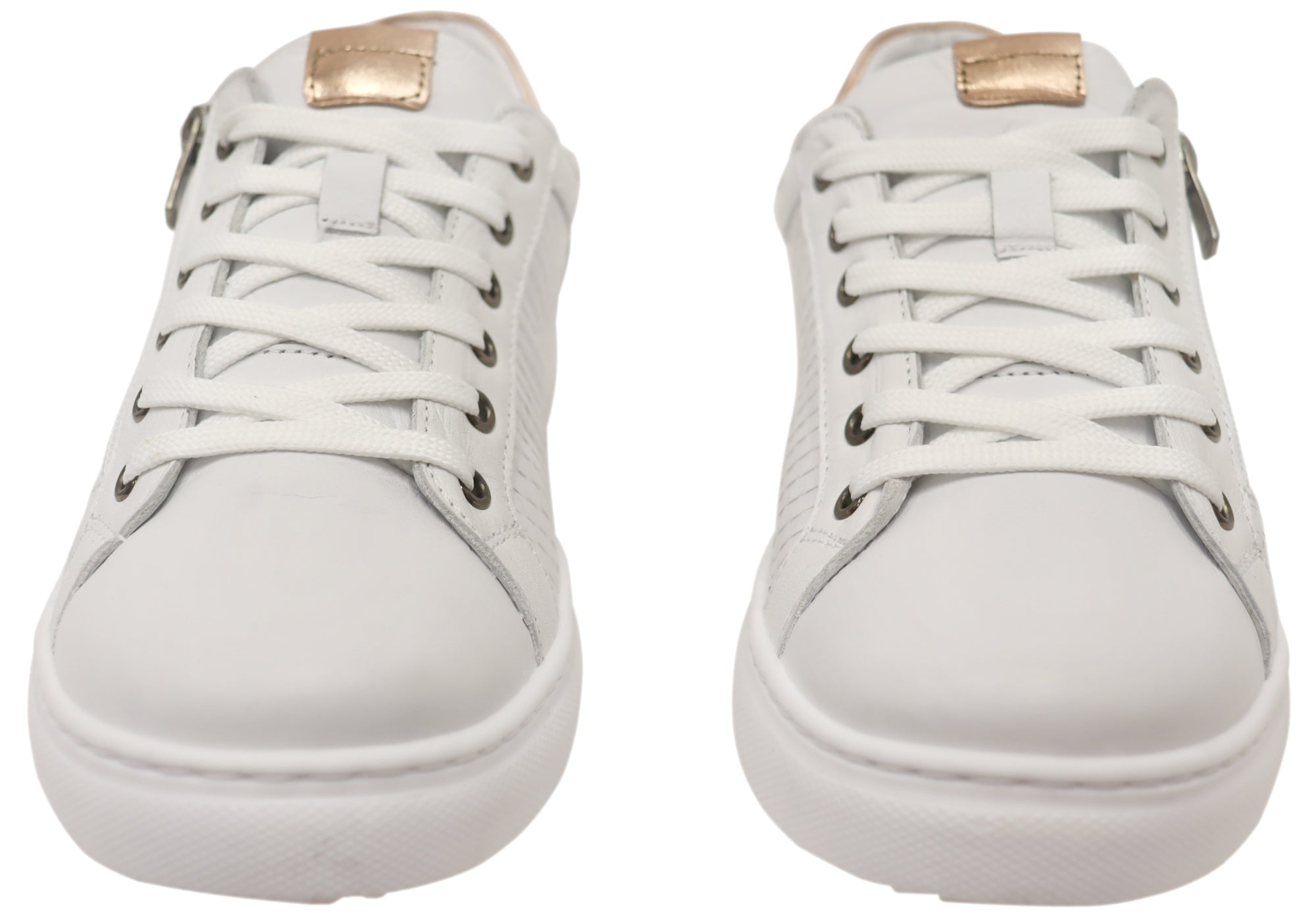 Cabello Comfort Ursa Womens Leather European Cushioned Casual Shoes