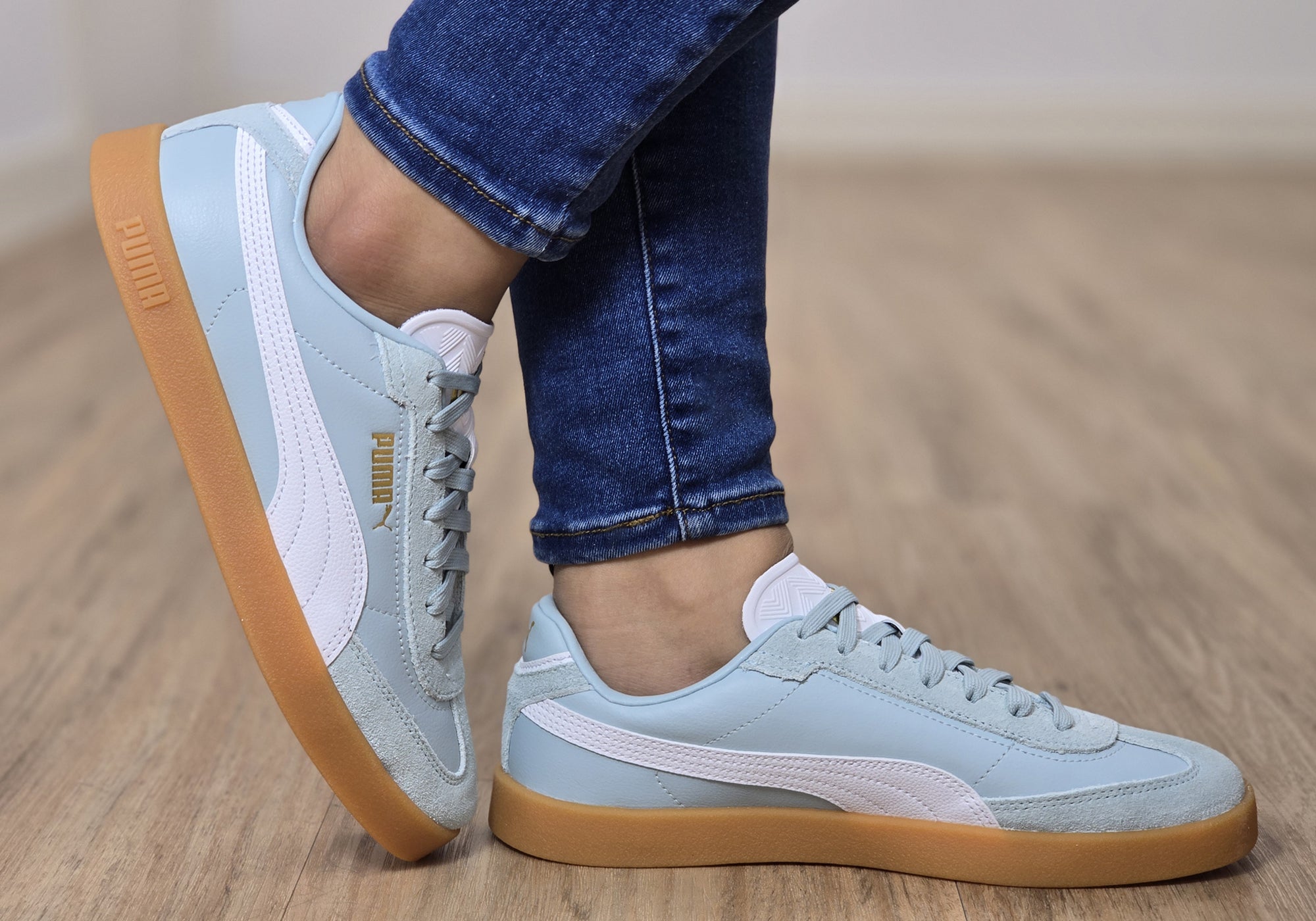 unique-id-bdfdaae3-7de8-4cce-8ec6-c647188c0206