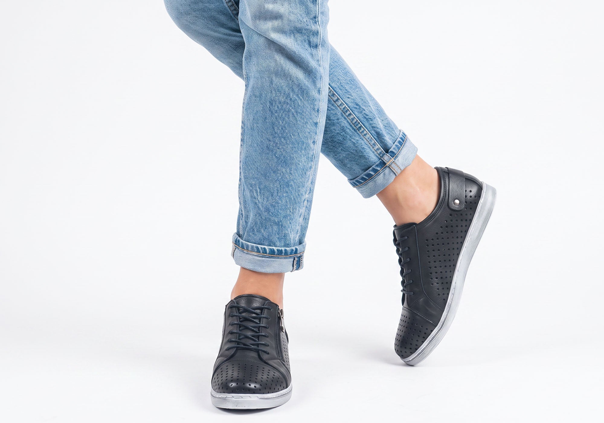 unique-id-8a49cc25-8dbf-49b3-92f5-4f0be197df43