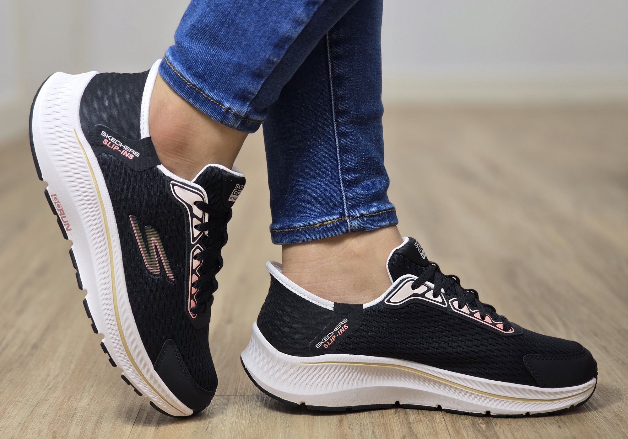 unique-id-81ae0021-6fc2-4cbe-8a52-1d88428c55a7