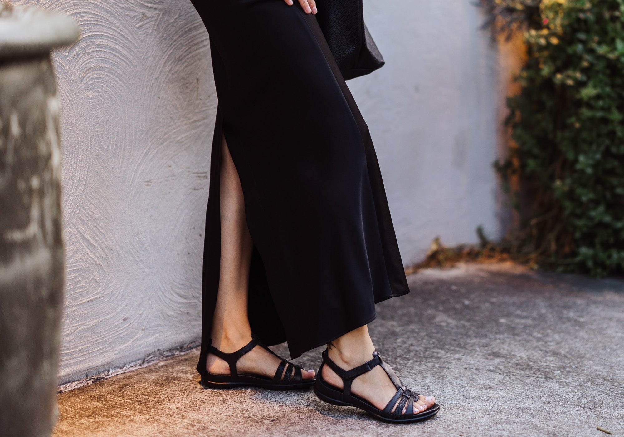 ECCO Flash T Strap Womens Comfortable Leather Sandals