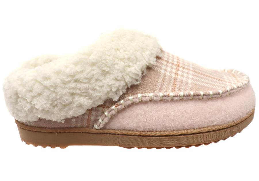 Dearfoams Womens Comfortable Nyla Felted & Plaid Moc Toe Clog Slippers