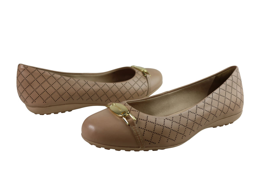 Bottero Pearl Womens Comfortable Leather Flats Made In Brazil