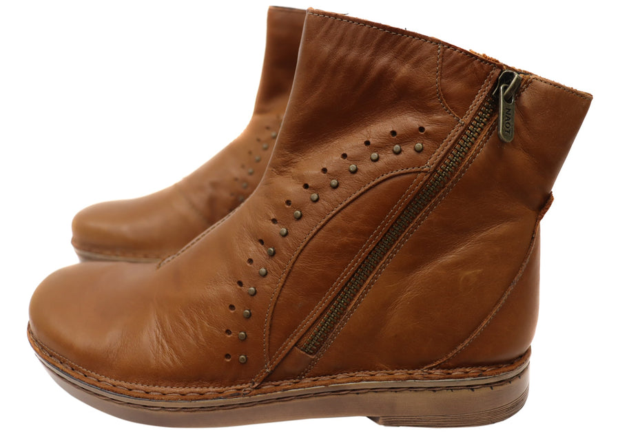 Naot Cetona Womens Wide Leather Comfortable Supportive Ankle Boots