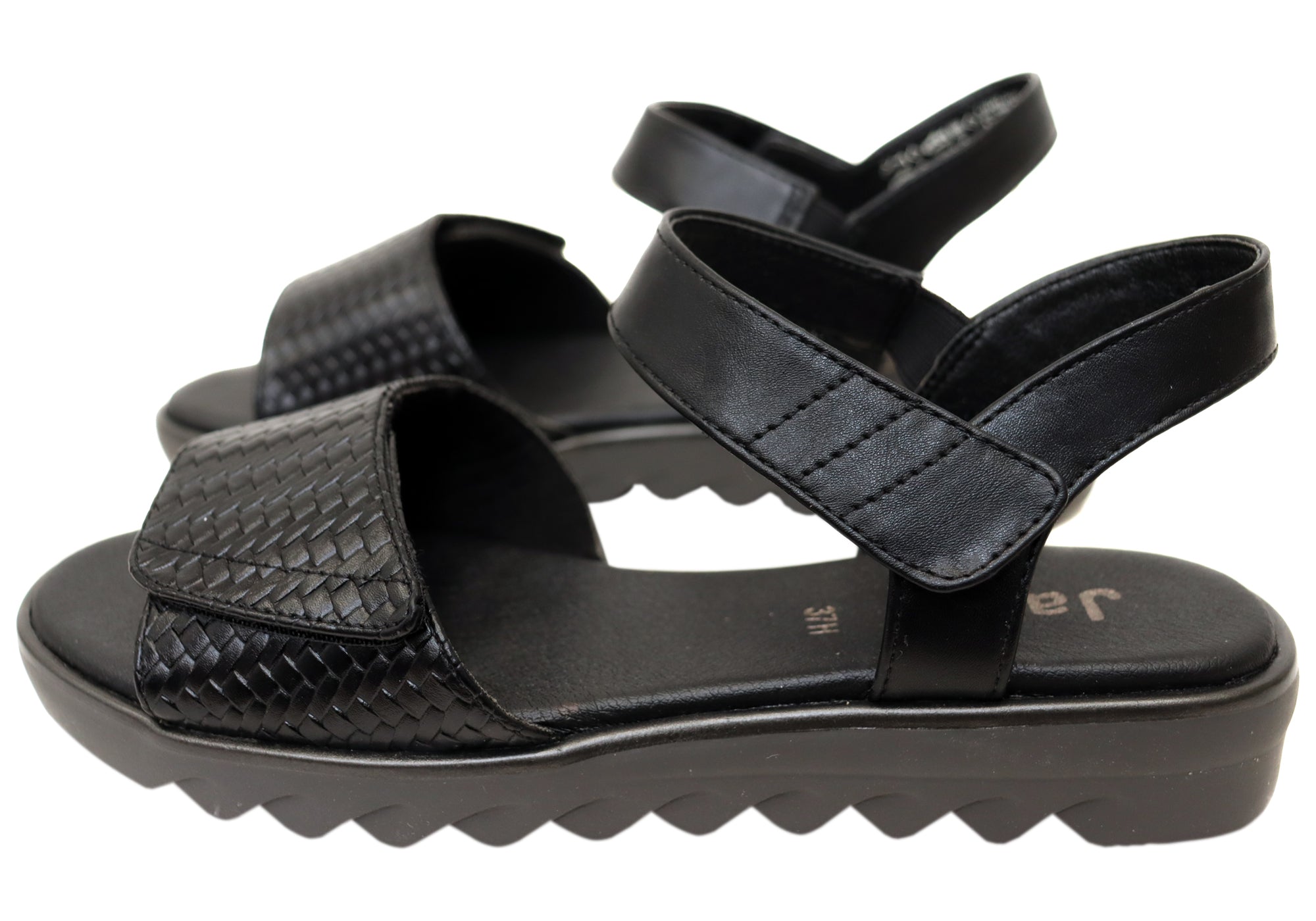 unique-id-d05d59a2-960c-432c-b994-d125596a4201