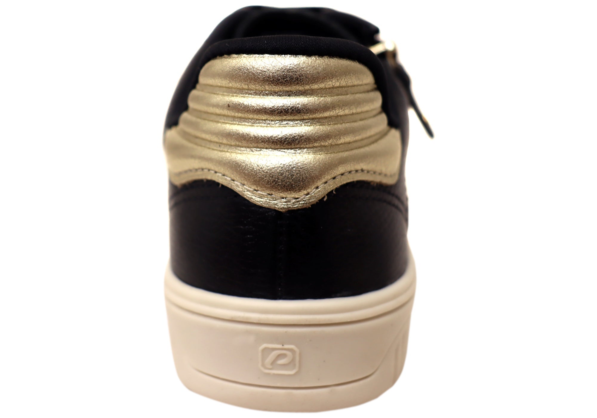 unique-id-e32abf55-264b-4590-9f18-9d80db9044de