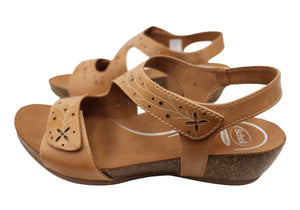 Scholl Orthaheel Jenna Womens Comfortable Leather Wedge Sandals