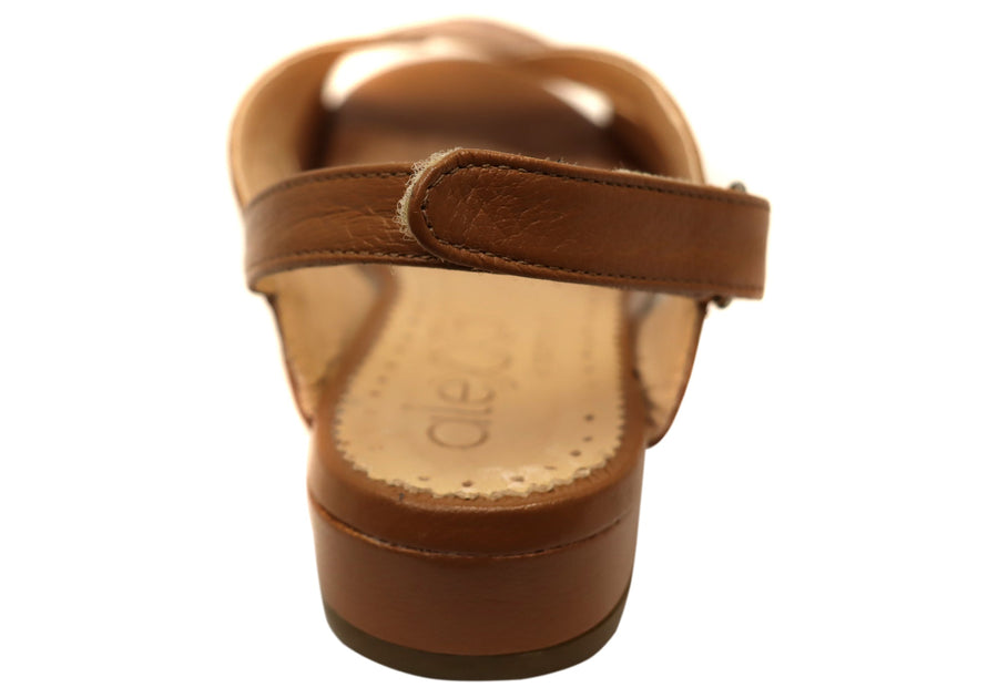 Opananken Baili Womens Comfortable Brazilian Leather Sandals