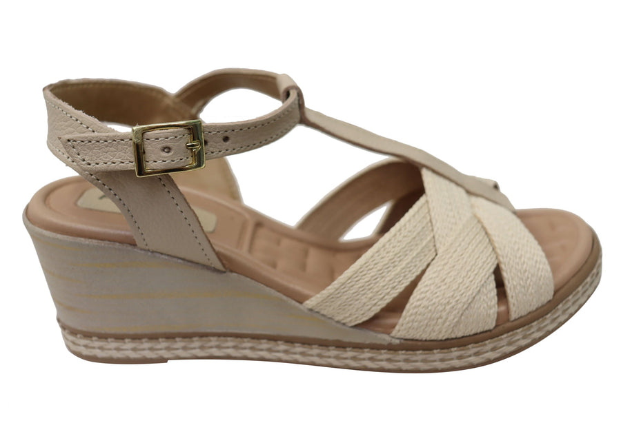 Pegada Carlisle Womens Brazilian Comfortable Leather Wedge Sandals