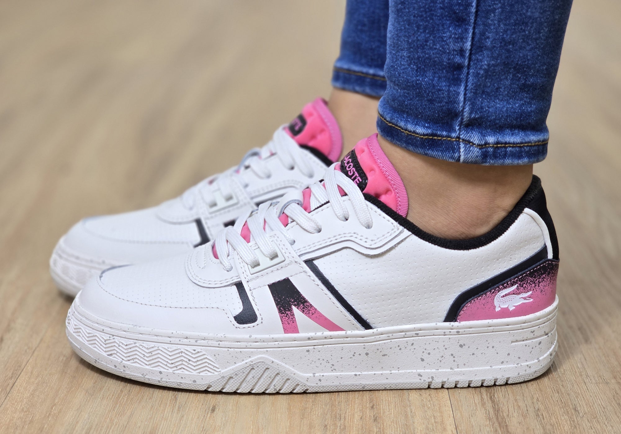 unique-id-ec5a5eea-f477-4614-8b5b-1efc1954f426