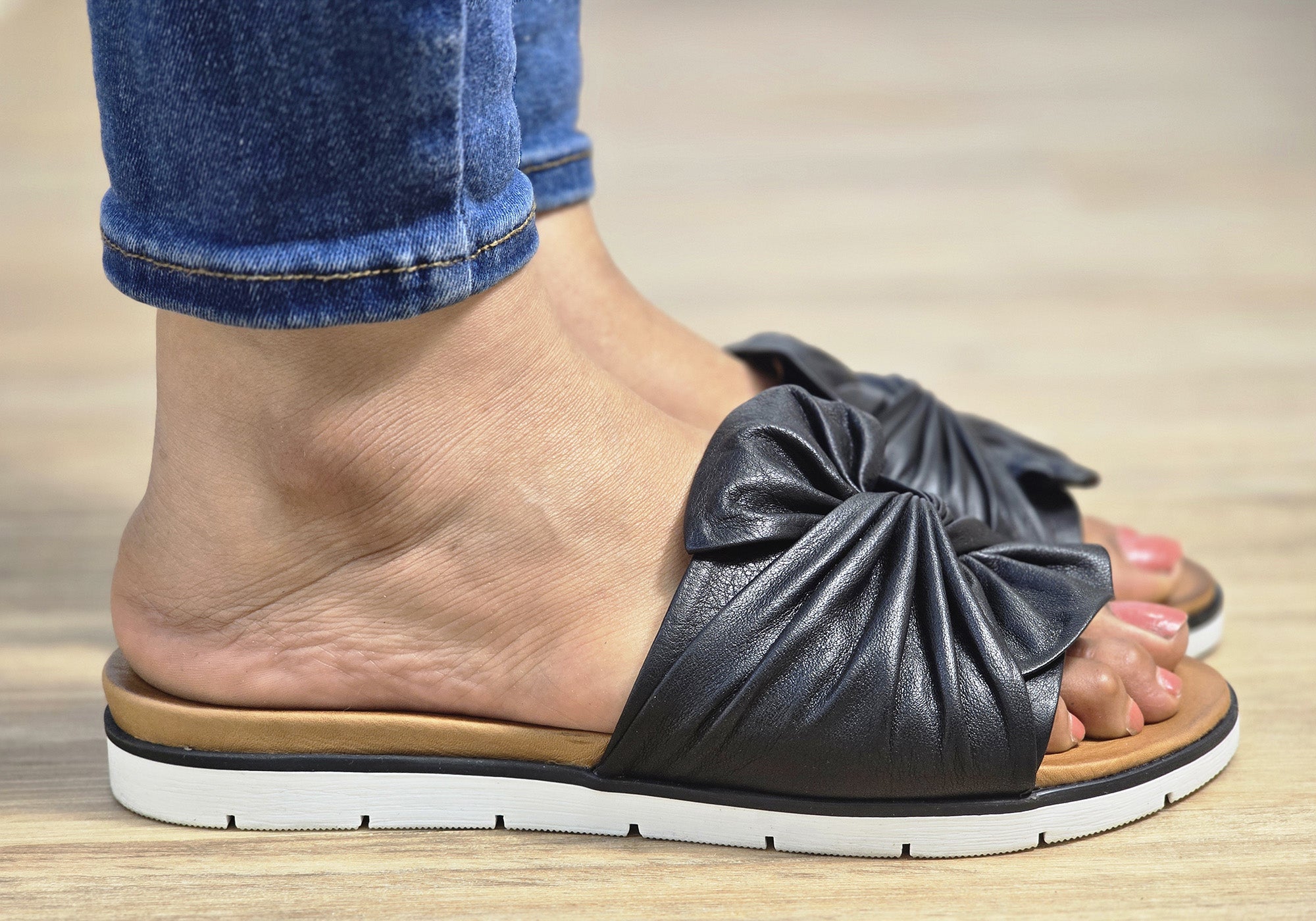 unique-id-d2aeebc6-dd51-4587-81e0-79cccae2b502