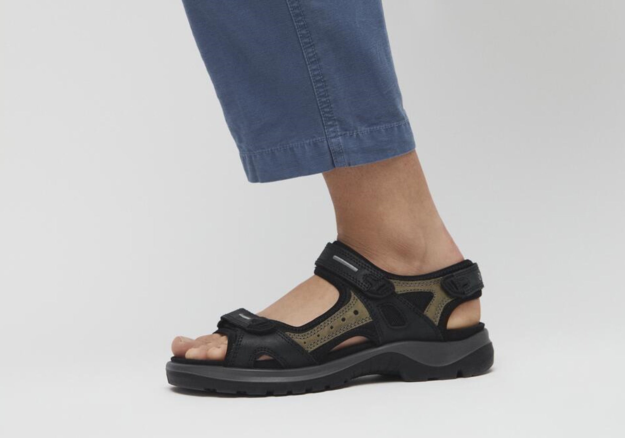 unique-id-06dec54c-eec3-427e-8852-25199e9f02bf