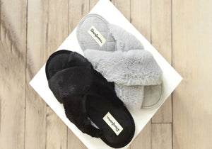 Dearfoams Womens Comfortable Jessica Furry Crossband Slide Slippers