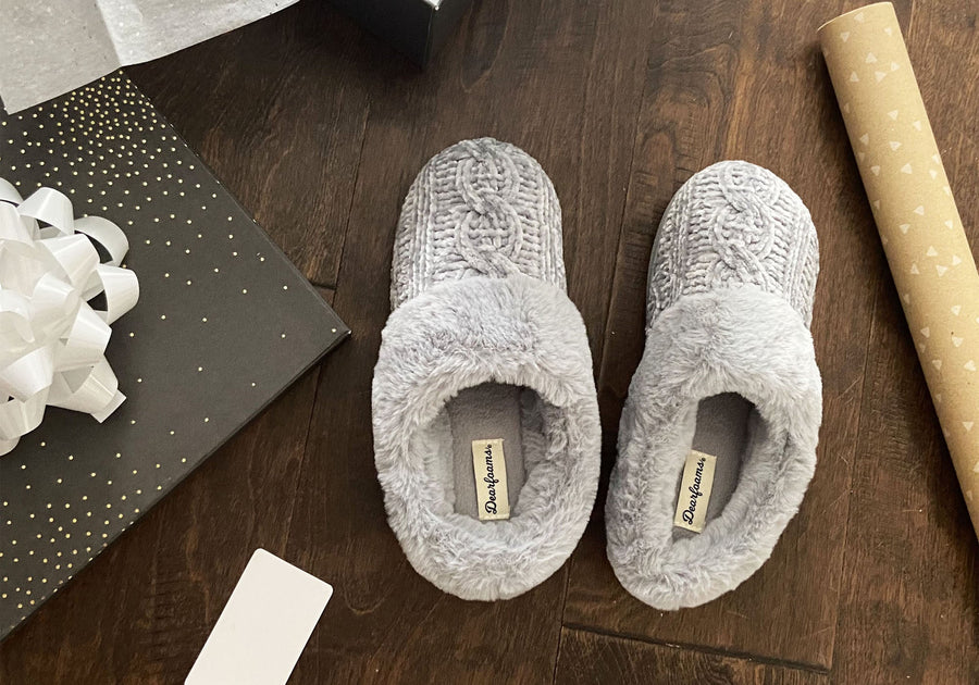 Dearfoam best sale knit slippers